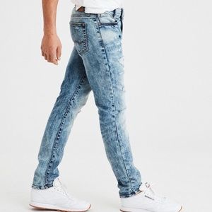 American Eagle Acid Wash Destroyed Jeans 28x34